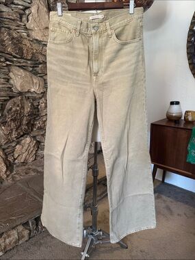 Levi’s Rib Cage Wide Leg Tan Jean - 30-30